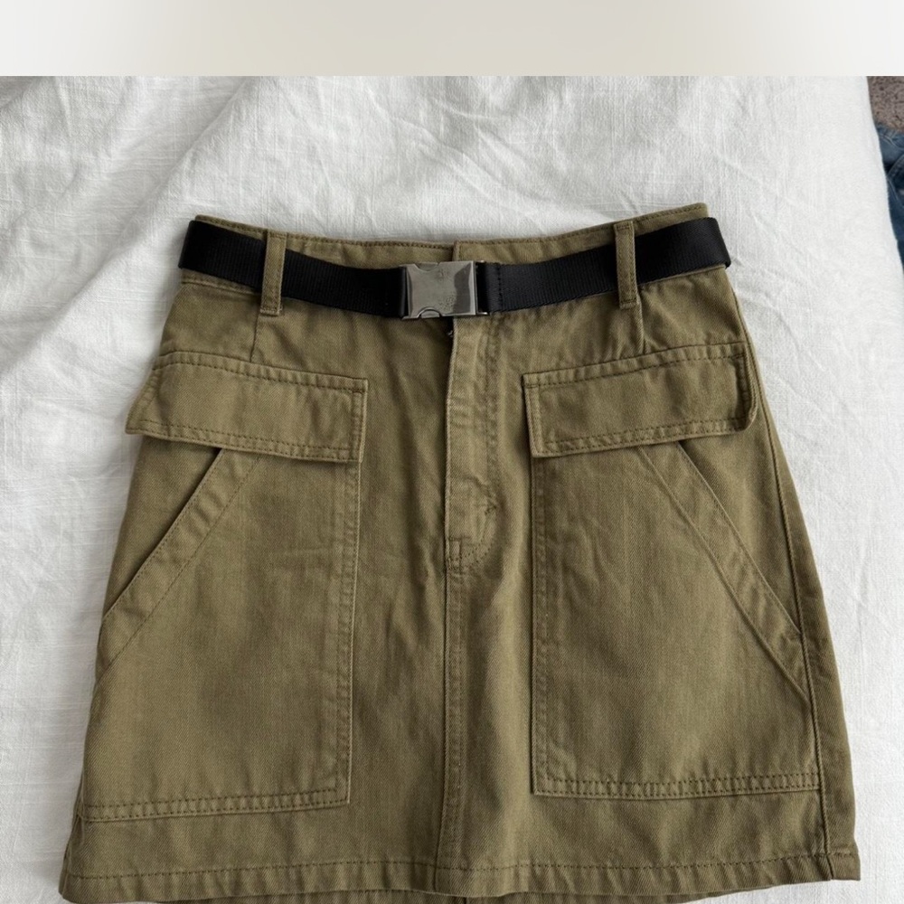 Top shop Olive Green Women's Skirt with Belt size US 2